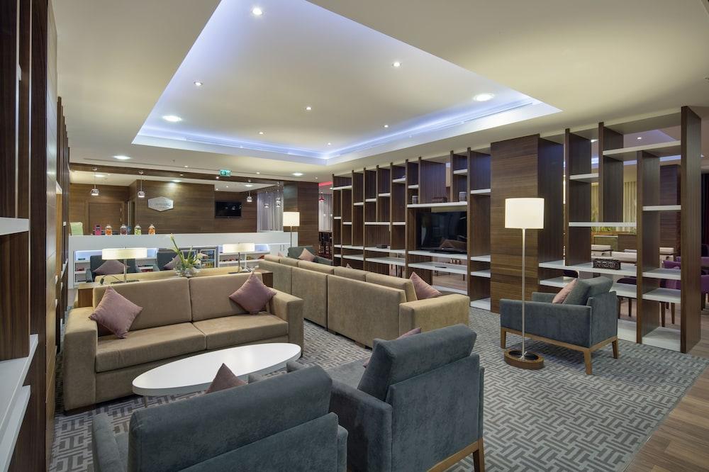 Hampton By Hilton Istanbul Kayasehir Hotel Екстериор снимка