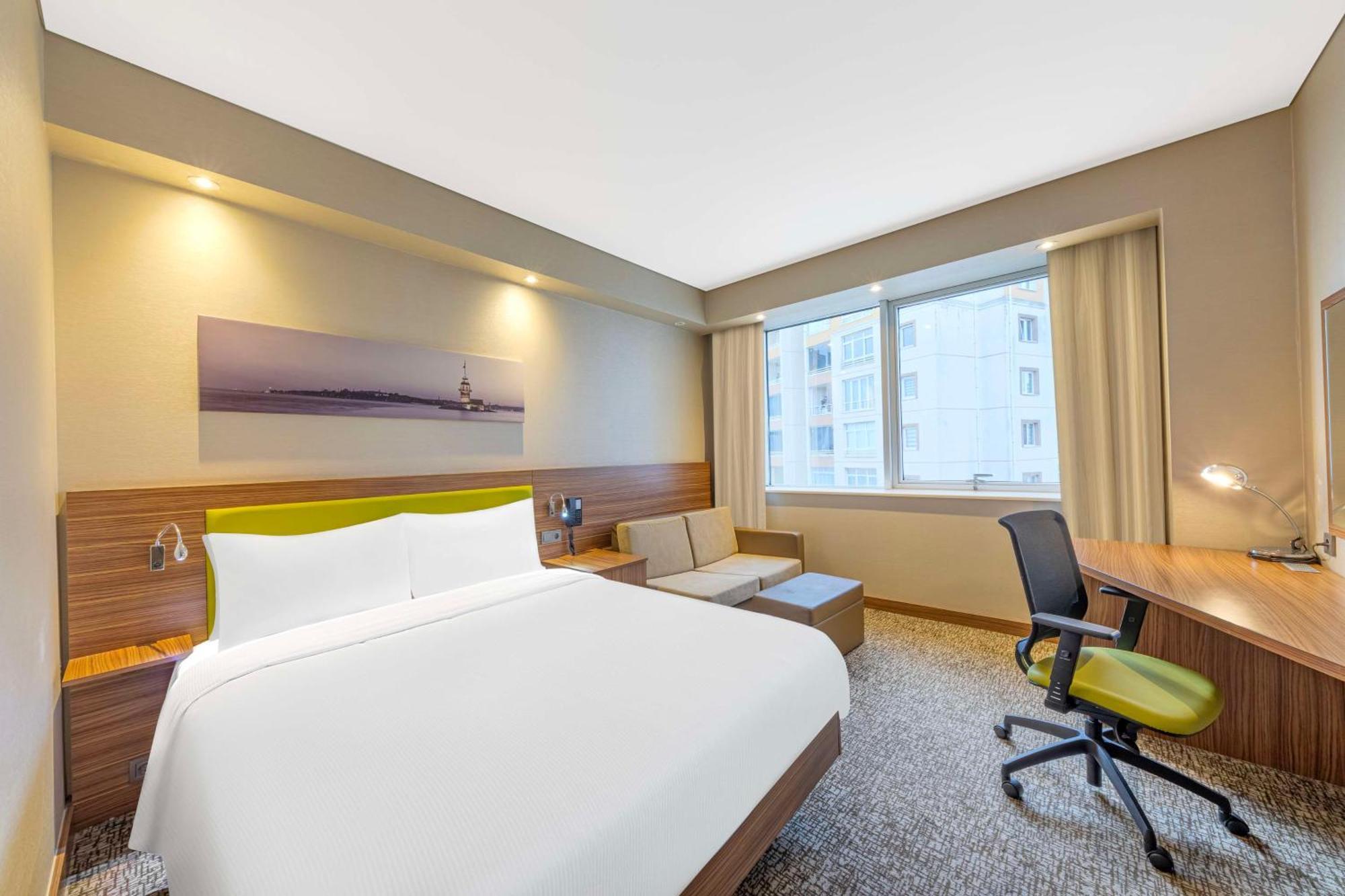 Hampton By Hilton Istanbul Kayasehir Hotel Екстериор снимка